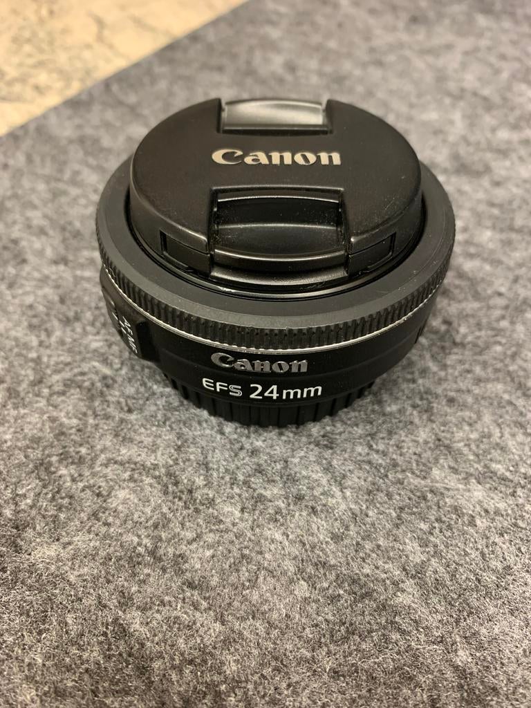 Canon EF-S 24mm f/2.8 STM Lens - Perfecte staat!, Ophalen of Verzenden, Zo goed als nieuw, Standaardlens