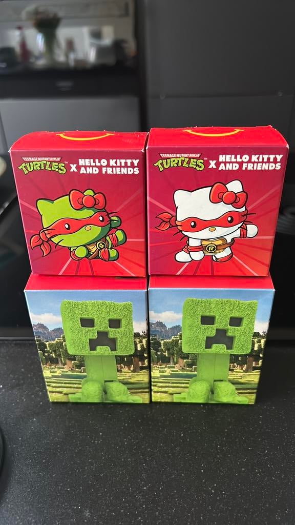 Mc Donalds Happy Meal speelgoed Minecraft Hello Kitty, Ophalen of Verzenden, Nieuw