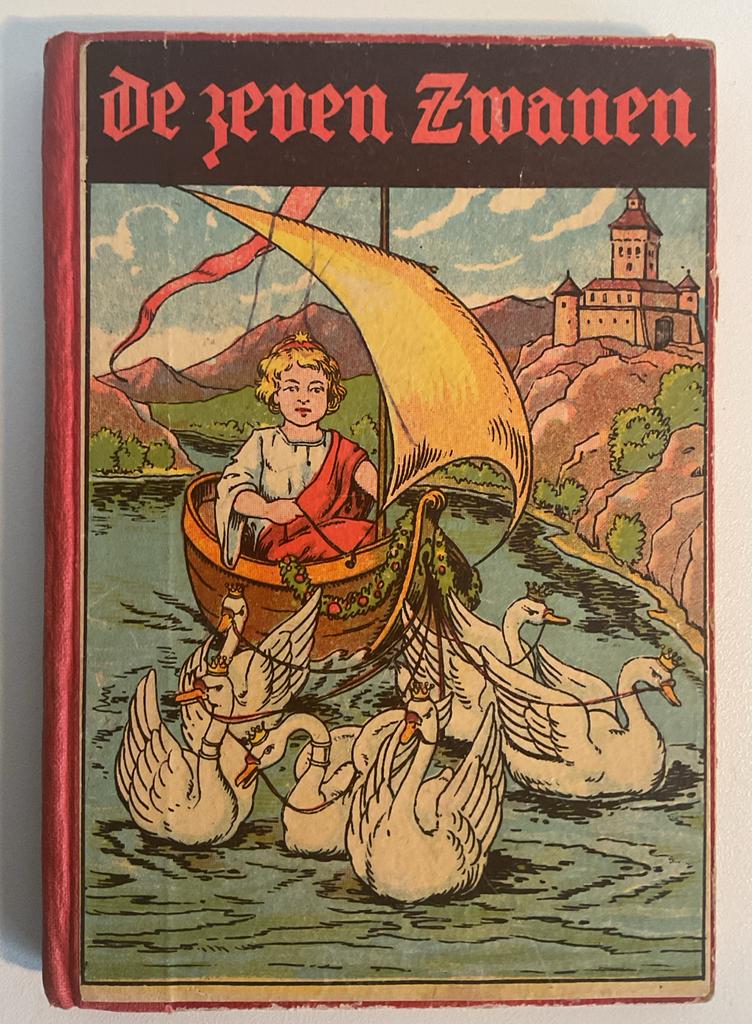 De Zes Zwanen - Oud Kinderboek, Ophalen of Verzenden