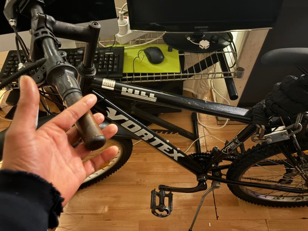 MTB Vortex Hill, 55 cm of meer, Ophalen of Verzenden, Zo goed als nieuw, Meer dan 20 versnellingen