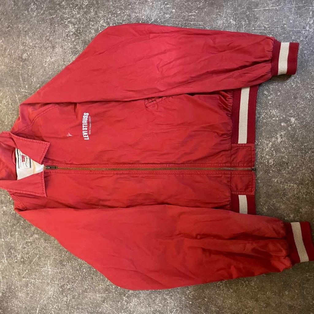 Vintage Levis Jacket Maat L - Rode Bomberjack, Verzenden, Zo goed als nieuw, Maat 52/54 (L), Rood