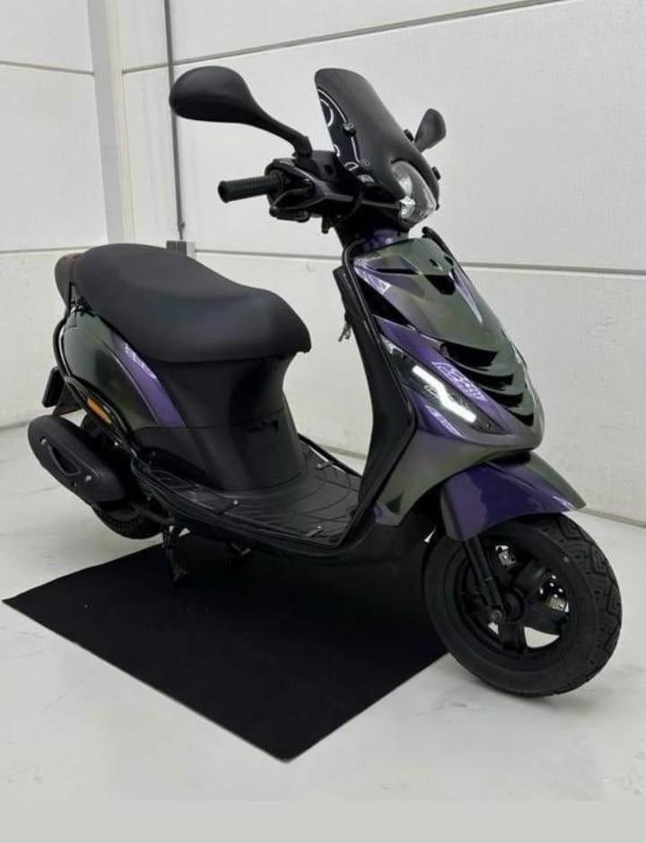 Piaggio Zip 4T I-Get 2018 Glans Cameleon FULL OPTION 45km, Ophalen of Verzenden, Zo goed als nieuw