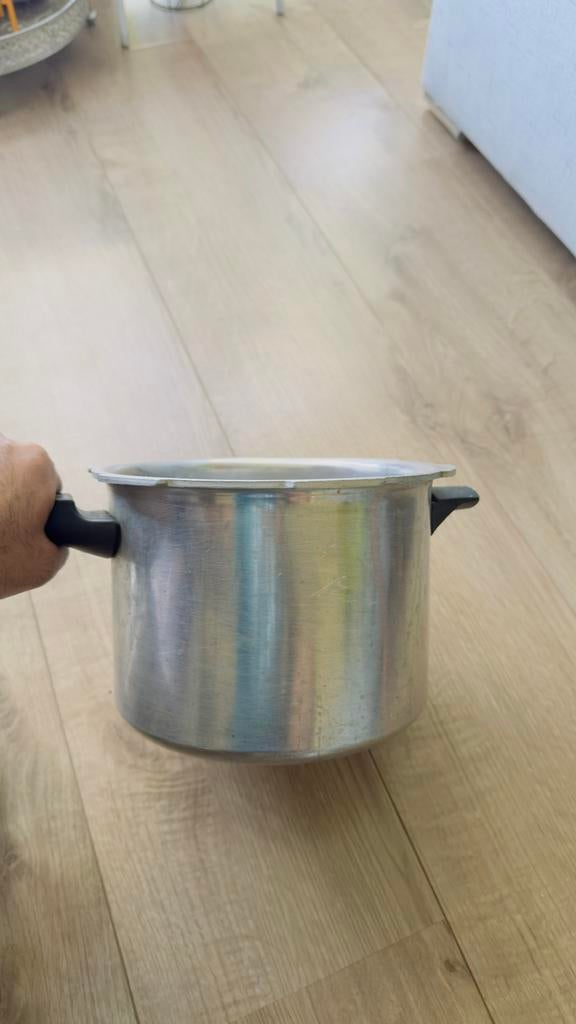 Pressure Cooker 4L, Ophalen of Verzenden, Zo goed als nieuw, Aluminium, Kookpan of Snelkookpan