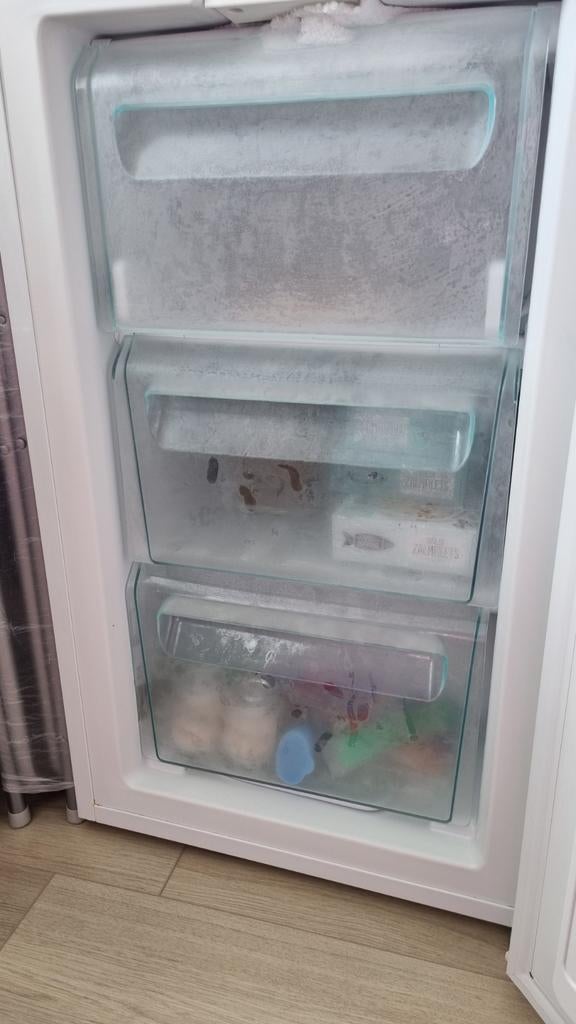 Everglades vriezer met twee lades en één klep, Ophalen, Gebruikt, Minder dan 60 cm