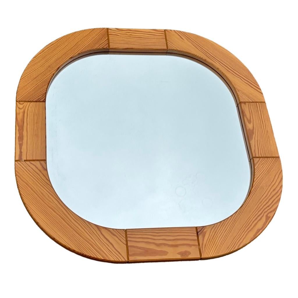 Vintage spiegel Jaren 70 Ovale Grenen Hout Zweeds Design, Ophalen, Minder dan 50 cm, Gebruikt, Vintage spiegel