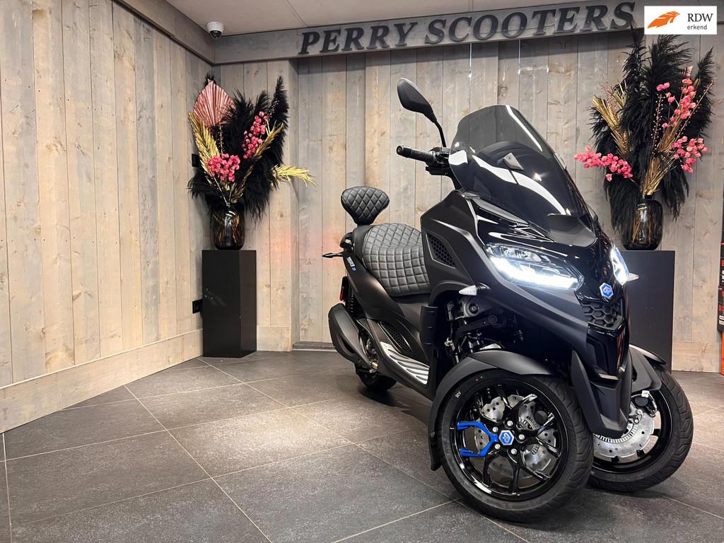 Piaggio Piaggio 310 MP3 HPE Sport 2026 EXCLUSIVE EURO5+ SPEC