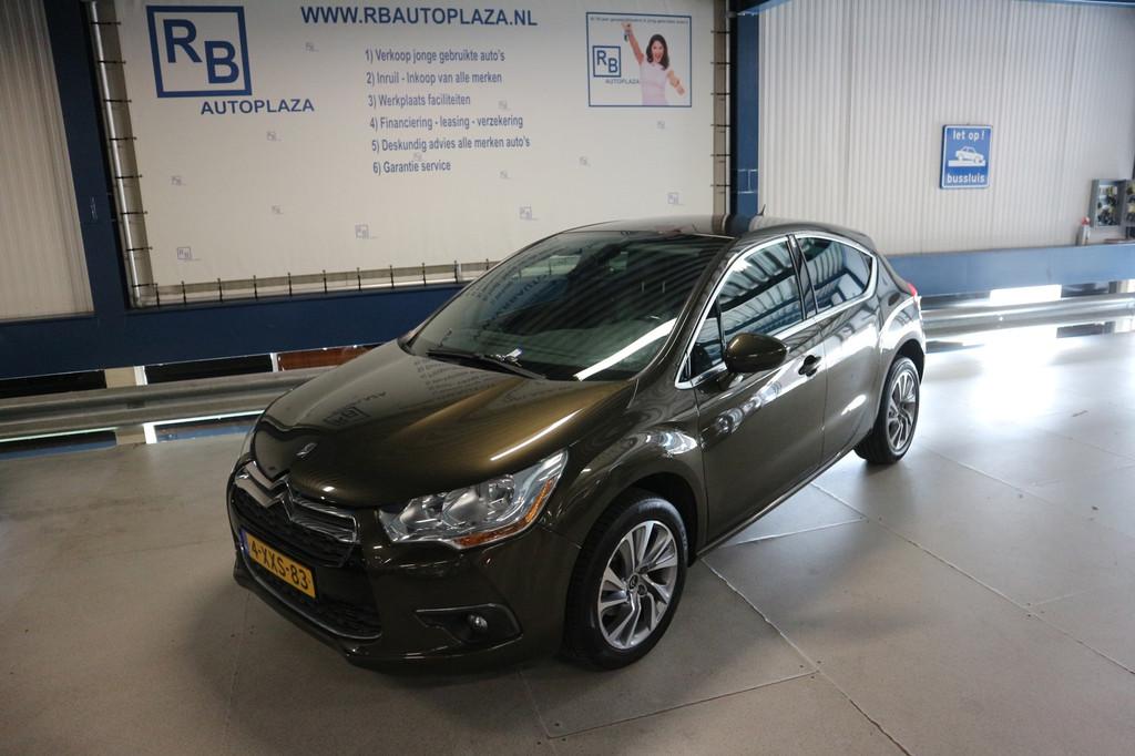 Citroen DS4 1.6 VTi So Chic / MASSAGE / NAP, Euro 5, Gebruikt, 4 cilinders, Bruin