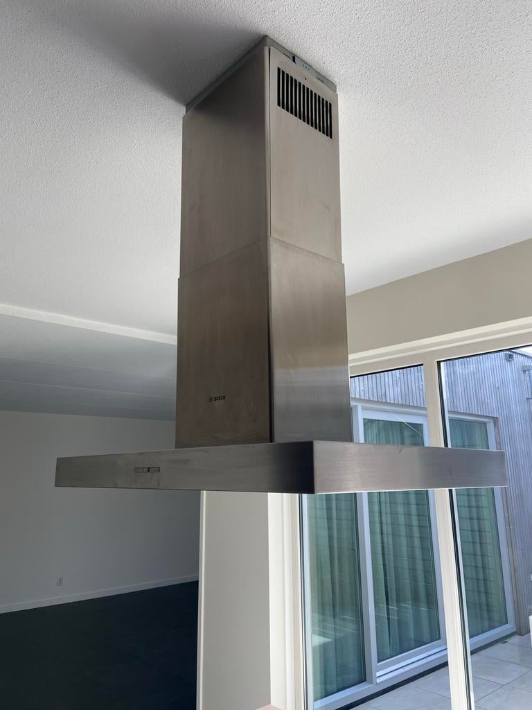 Prachtige vrijhangende Bosch afzuigkap, Witgoed en Apparatuur, Afzuigkappen, Ophalen, Gebruikt, Vrijstaand, Eilandschouwkap