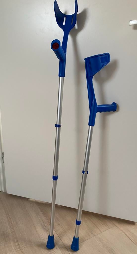 Loopkrukken, Diversen, Loopkrukken, Ophalen, In hoogte verstelbaar, Gebruikt