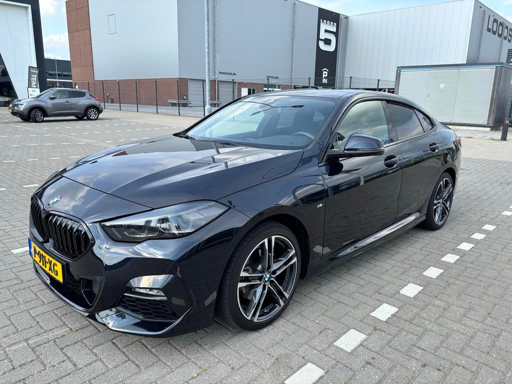 BMW 2-Serie Gran Coupé 218i 136pk Aut 2022 Zwart, 136 pk, Zwart, 1350 kg, Alcantara