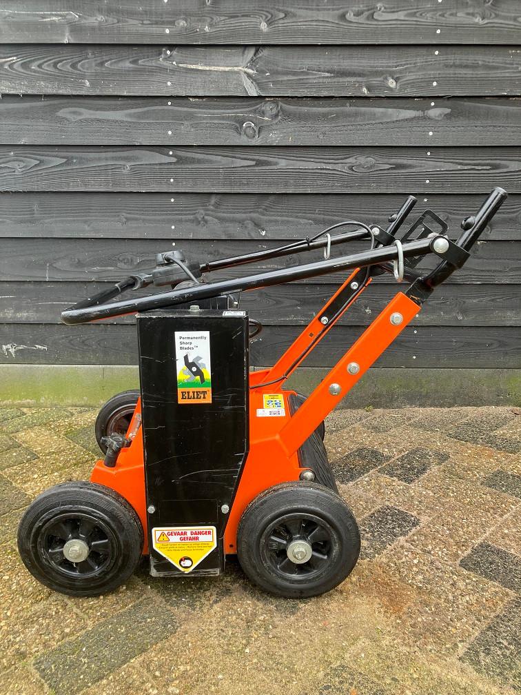 Verticuteermachine 400mm 230V Eliet E 401 Electric 2016, Eliet Europe nv, Ophalen, Eliet, Diesveldstraat 2 - 8553 Otegem België