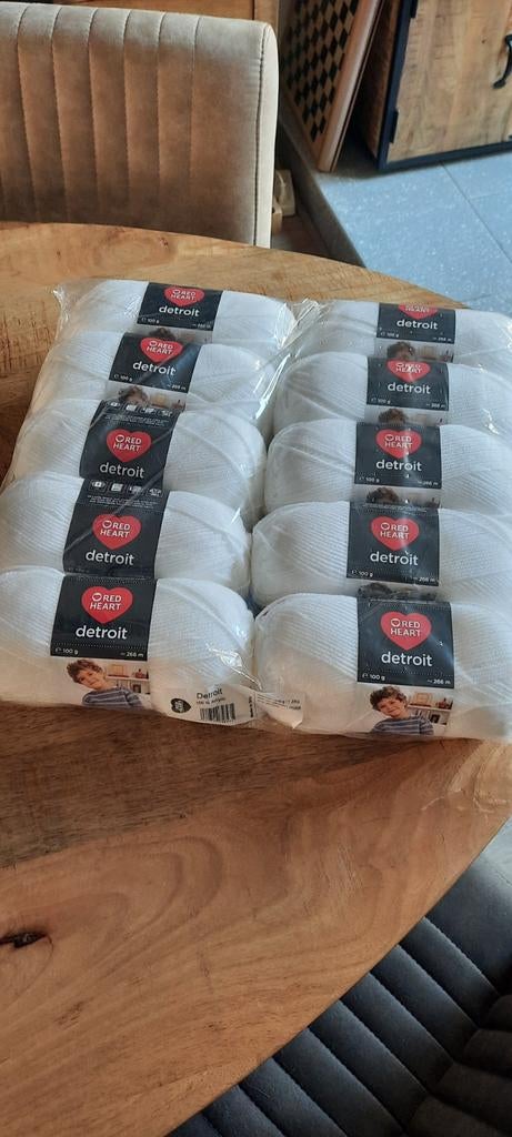 10 bollen acryl garen (pakket), Ophalen of Verzenden, Nieuw, Breien of Haken, Wol of Garen