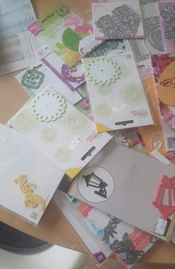 Embossing sjablonen, Ophalen of Verzenden, Gebruikt, Frame of Mal