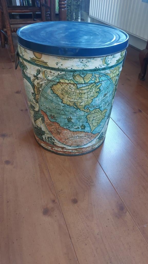 Opbergton met wereldkaart print en blauw deksel, Ophalen of Verzenden