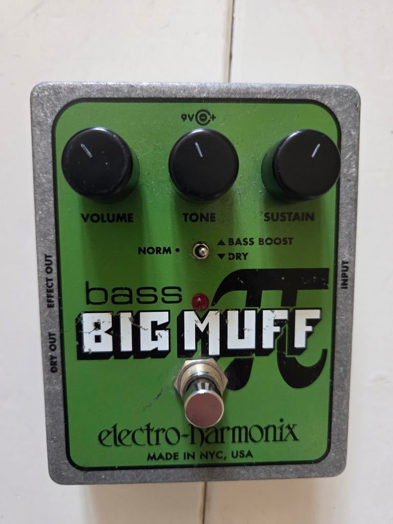 Electro-Harmonix Bass Big Muff Pi Fuzz Pedaal, Muziek en Instrumenten, Effecten, Ophalen of Verzenden, Gebruikt, Distortion, Overdrive of Fuzz