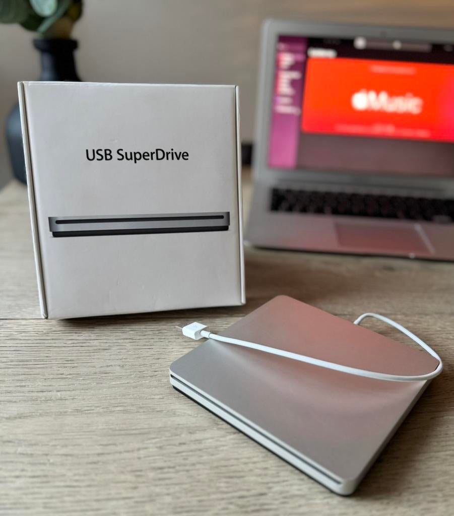  SuperDrive (Compleet met USB-C adapter), Computers en Software, Ophalen, Zo goed als nieuw, Dvd