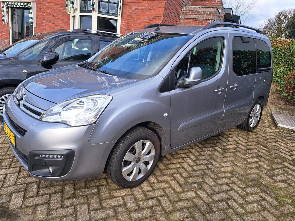 Citroen BERLINGO 1.2 PURETECH XTR NIEUWSTAAT NIEUWE DIST RIE, Voorwielaandrijving, Stof, Gebruikt, 1199 cc