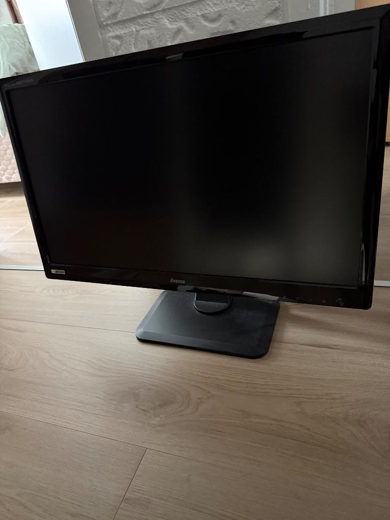 Computer + scherm te koop, Computers en Software, Vintage Computers, Ophalen, Asus