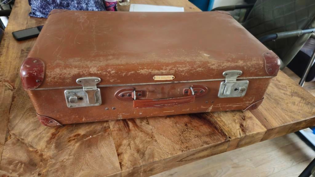 vintage koffers jaren 50-60, Ophalen of Verzenden, Nieuw, Overige materialen, 70 cm of meer