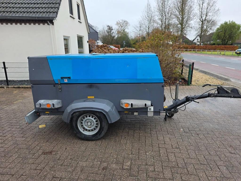 Atlas-Copco Xas137 commpresor 7 bj 2013 (bj 2013)