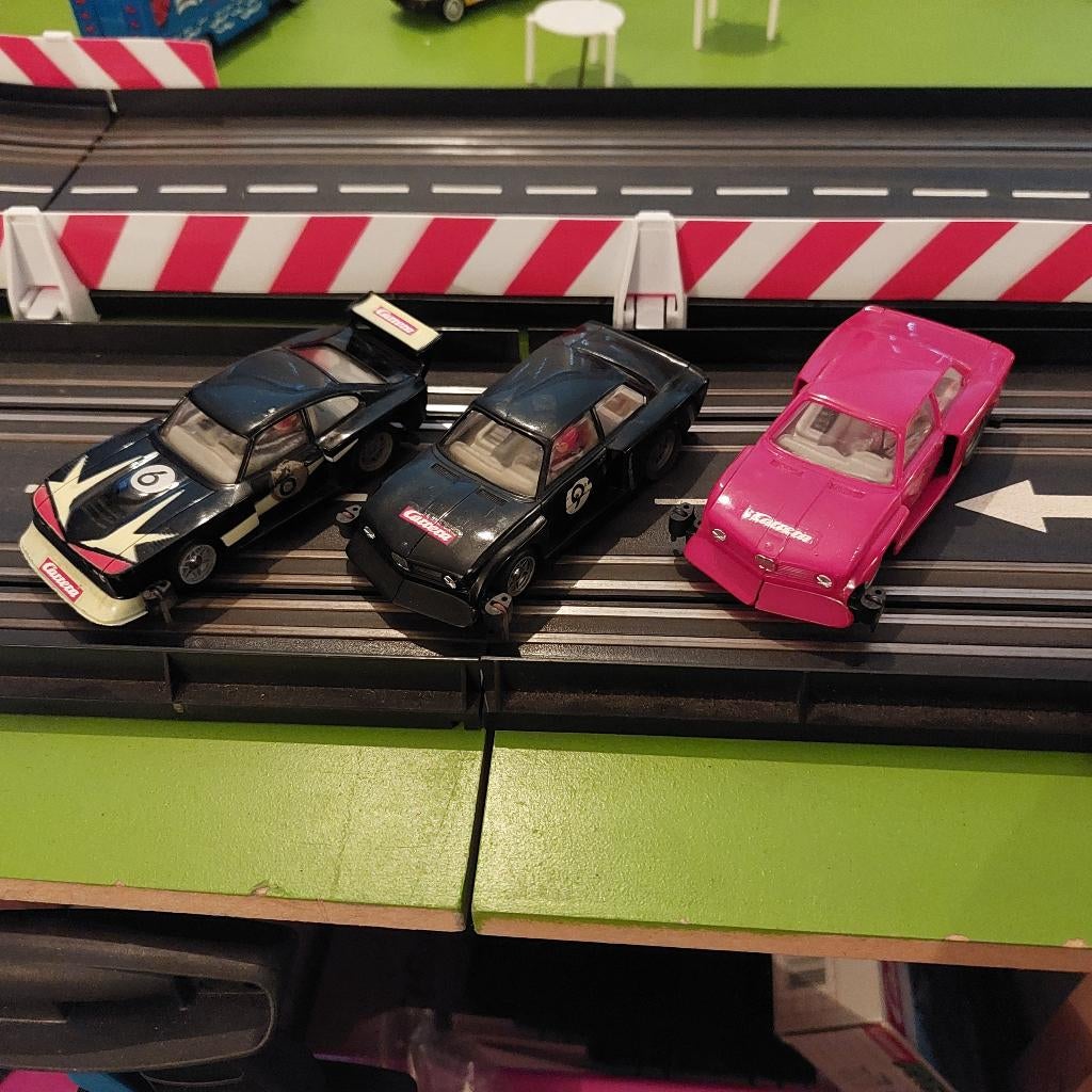 Carrera servo140 3x een goed rijdende auto, Kinderen en Baby's, Speelgoed | Racebanen, Zo goed als nieuw, Racebaan, Elektrisch