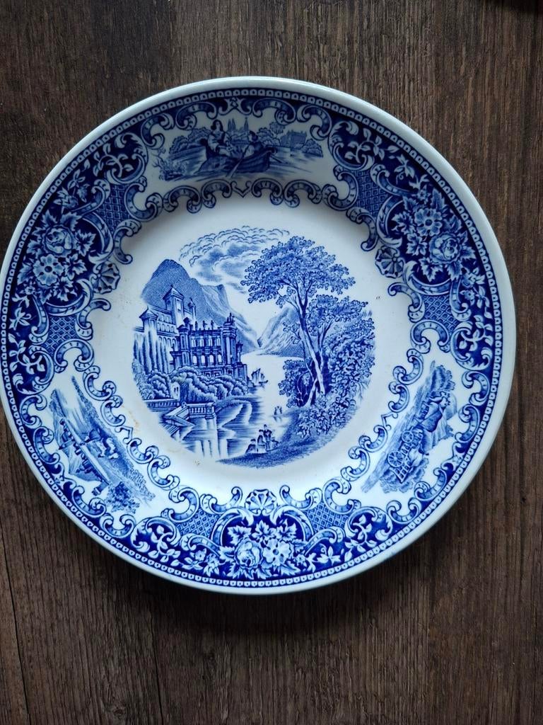 Antiek wandbord van Petrus Regout Maastricht , Antiek en Kunst, Ophalen of Verzenden