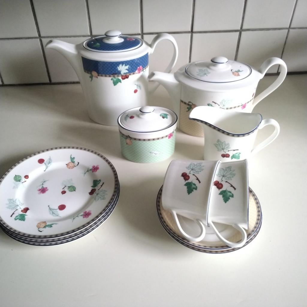 Wedgwood  servies: " fruit symphony ", Ophalen of Verzenden, Zo goed als nieuw, Wedgwood, Kop(pen) en/of Schotel(s)