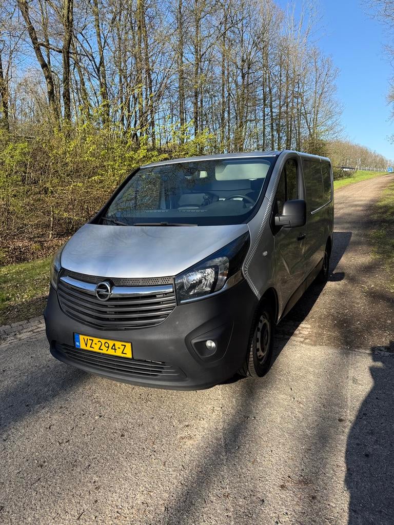 Complete en nette bedrijfswagen (euro 6) – direct inzetbaar, Auto's, Voorwielaandrijving, 4 cilinders, Origineel Nederlands, 2 stoelen
