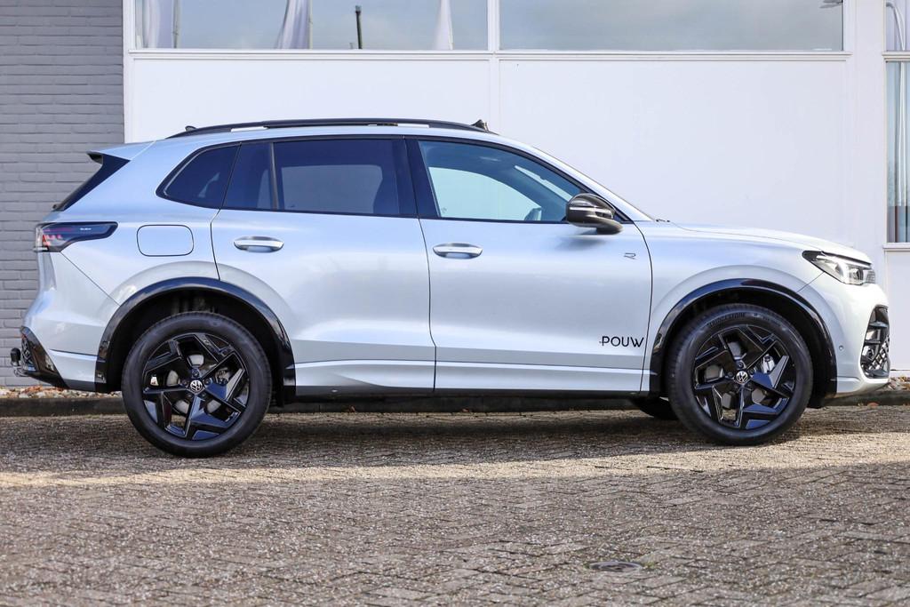 Volkswagen Tiguan 1.5 204pk eHybrid R-Line Edition | Panoram, 12 maanden, Stof, Bedrijf, SUV of Terreinwagen