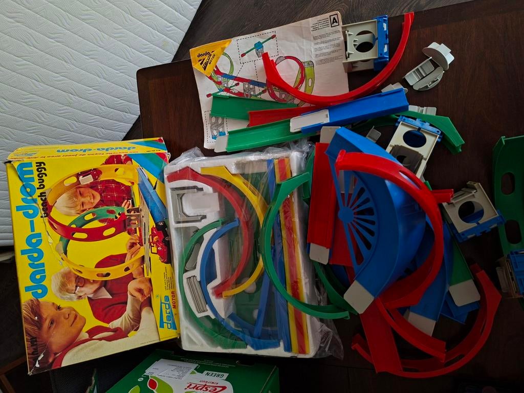 Darda racebaan met auto  niet compleet, Ophalen of Verzenden, Gebruikt, Jongen of Meisje