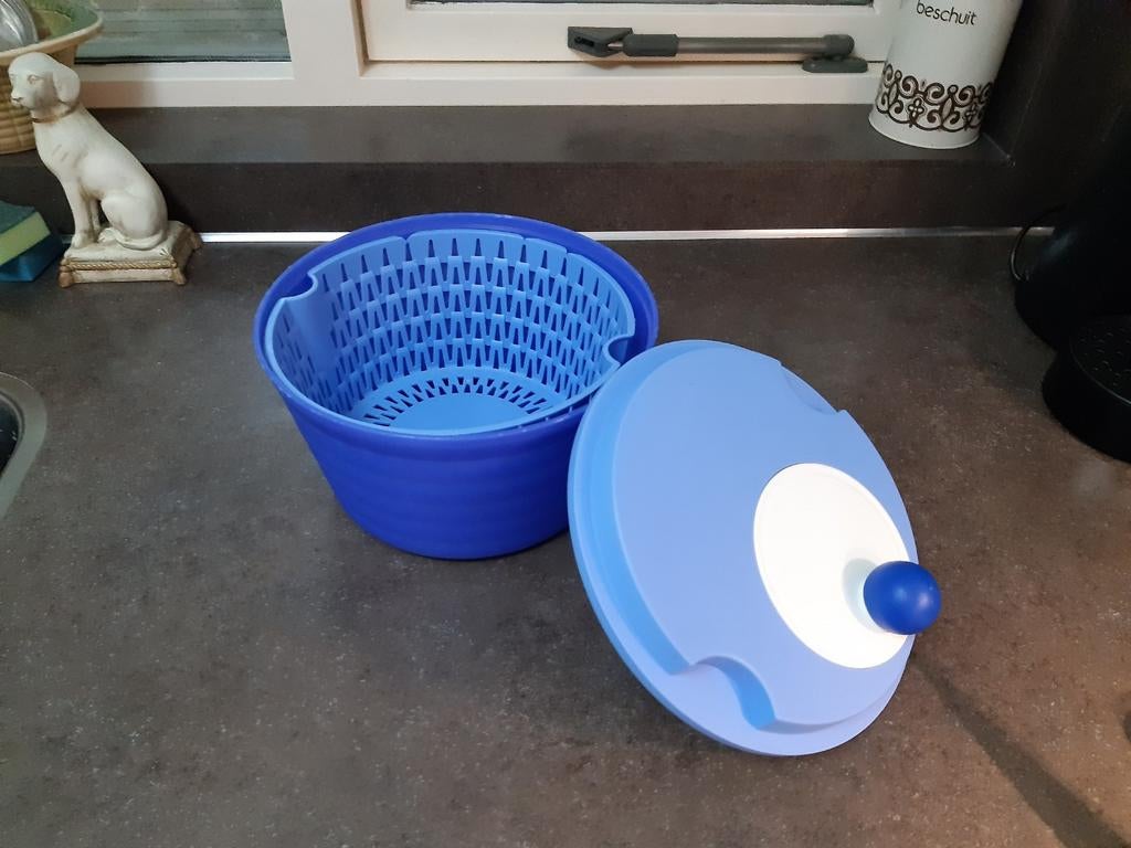 Tupperware sla slinger / sla centrifuge blauw, Huis en Inrichting, Keuken | Tupperware, Ophalen of Verzenden, Gebruikt, Blauw