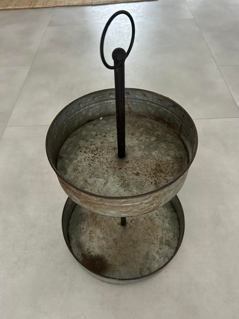 Metalen etagère, Ophalen, Zo goed als nieuw