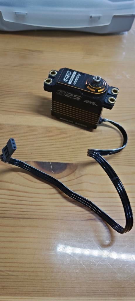 Rc servo power hd storm s25, Ophalen of Verzenden, Zo goed als nieuw