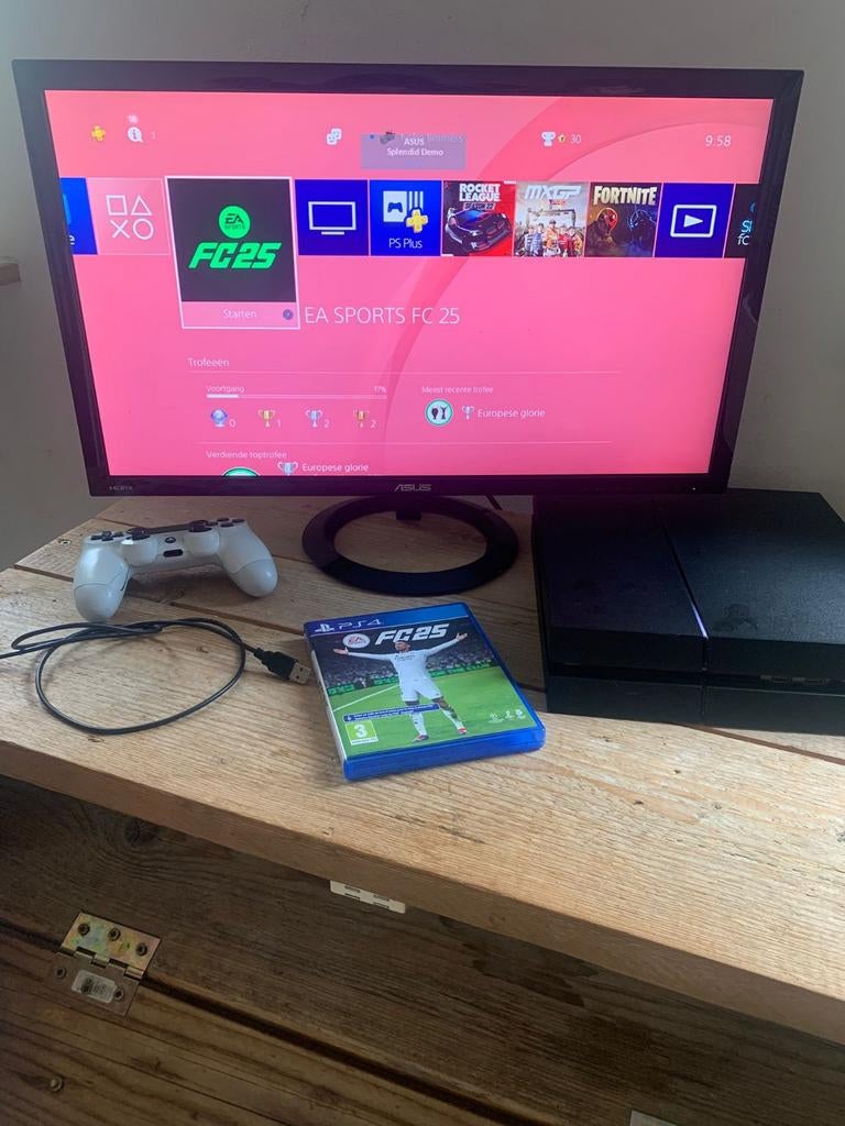 Nette ps4 te koop, Ophalen, 500 GB, Zo goed als nieuw, Met 1 controller