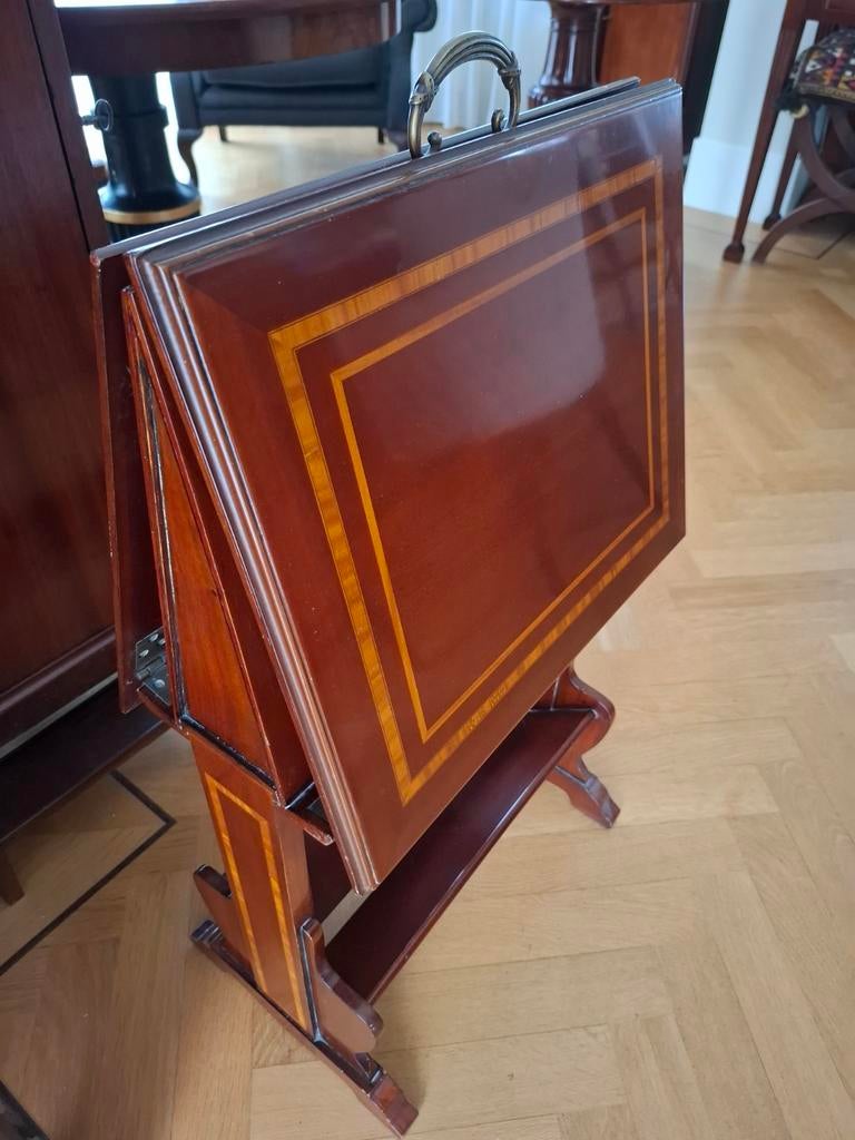 Mahonie lectuurbak, Ophalen, Zo goed als nieuw