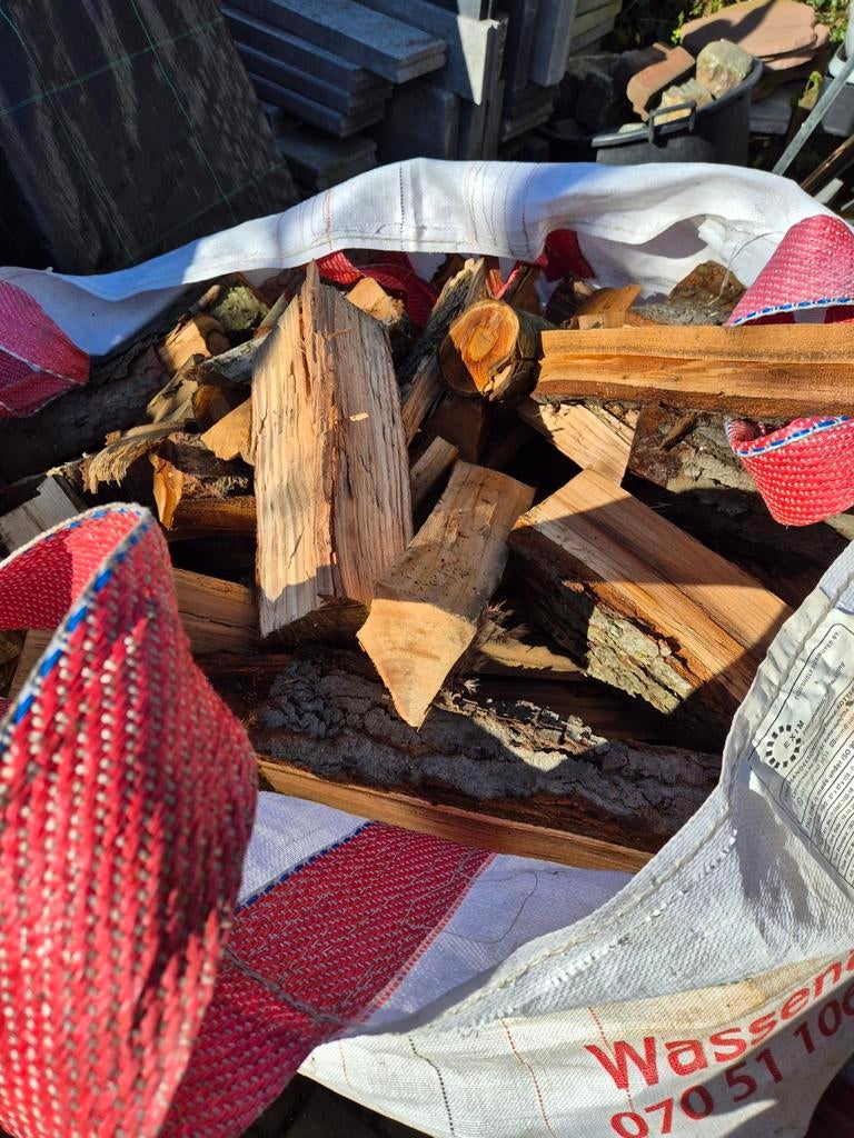 Haardhout kersenhout, Tuin en Terras, Haardhout, Minder dan 3 m³, Ophalen of Verzenden, Overige houtsoorten, Blokken