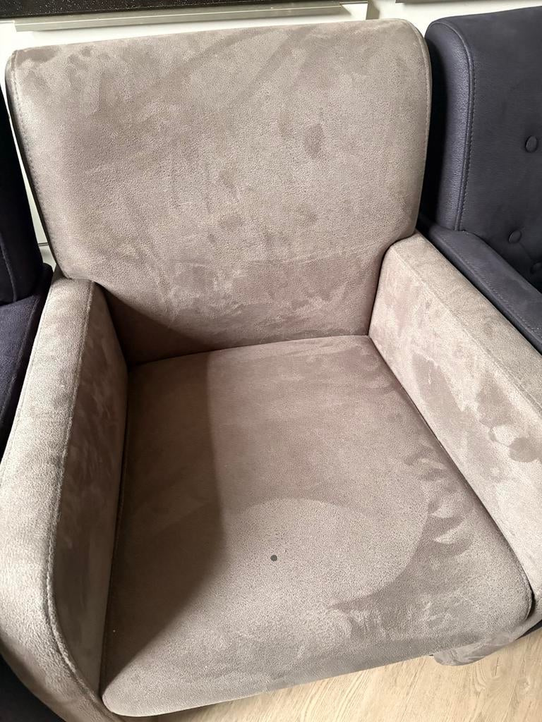 Eetkamerstoelen 4 zwart en 2 grijs, Huis en Inrichting, Ophalen, Gebruikt, Overige kleuren, Stof