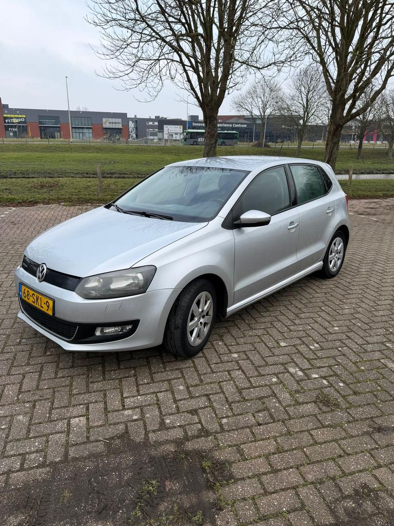 Volkswagen Polo 1.2 TDI 55KW BM 2011 Grijs, Auto's, Voorwielaandrijving, 74 pk, 1199 cc, 96 €/maand