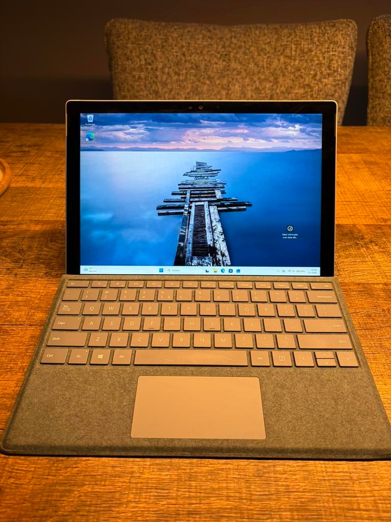 Microsoft Surface Pro 4 - i7 8GB RAM 240GB Windows 11, Ophalen, 2 tot 3 Ghz, Qwerty, 8 GB