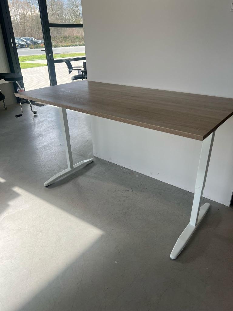 Slinger bureau, Ophalen of Verzenden, In hoogte verstelbaar, Zo goed als nieuw