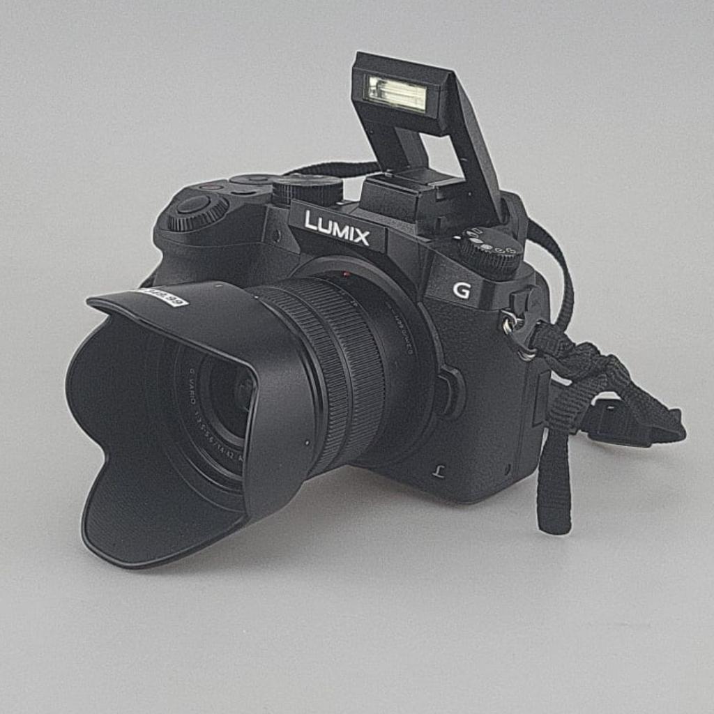 Panasonic Lumix DMC-G7 Met 14-42mm Lens, Panasonic, Gebruikt, Support@panasonic.com, 1006, Oaza Kadoma, Kadoma-shi
Osaka 571-8501
Japan