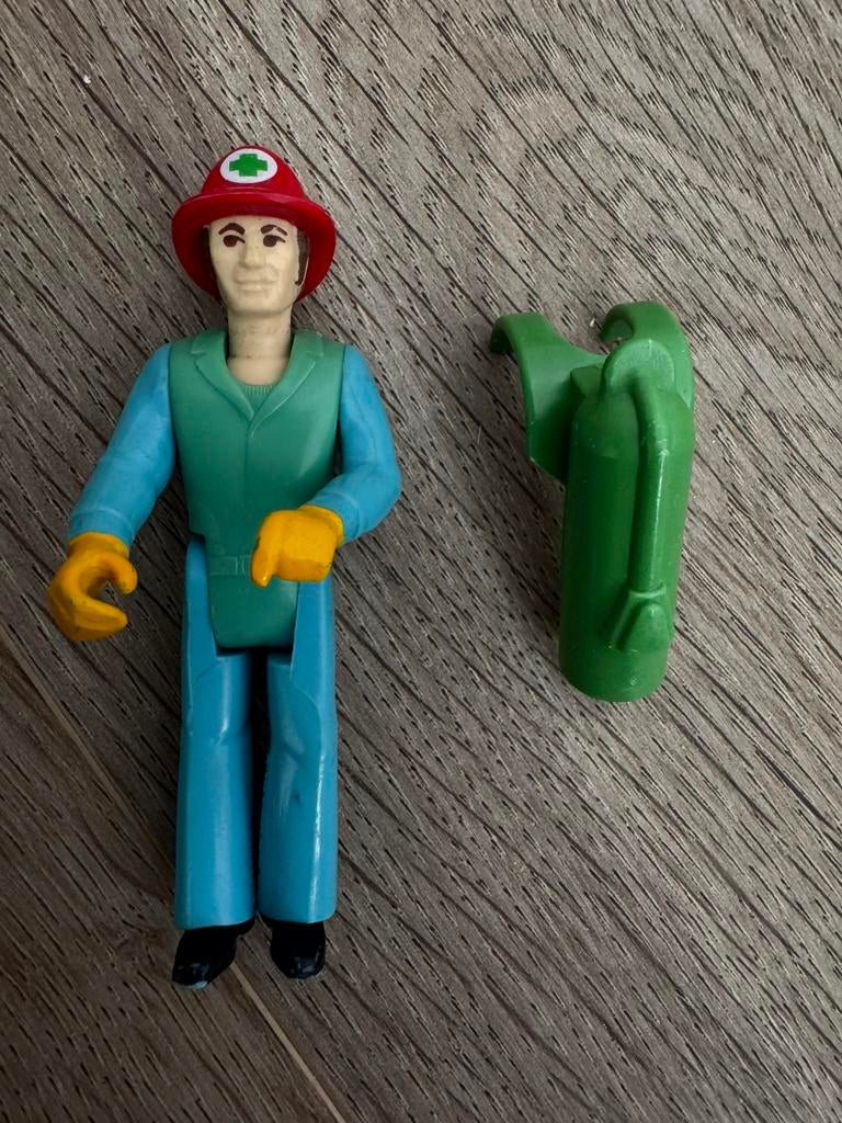 Vintage retro Fisher Price brandweerman + luchtfles, Ophalen of Verzenden, Gebruikt