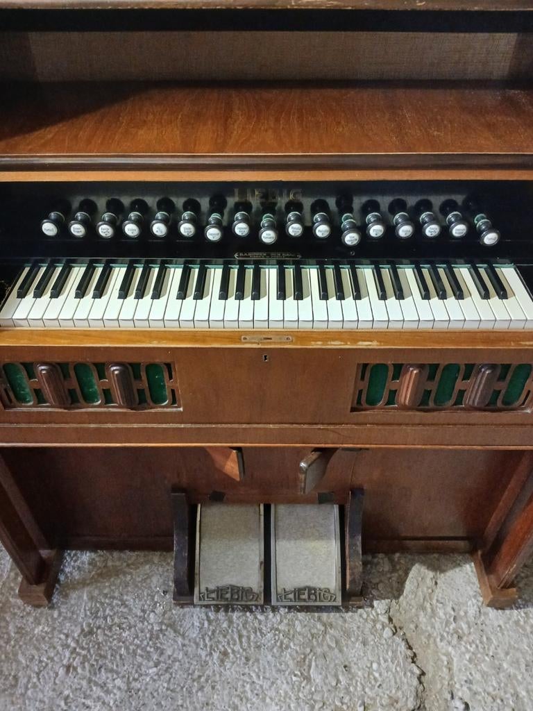 Liebig Harmonium - Prachtig instrument, Muziek en Instrumenten, Orgels, Ophalen, Gebruikt, 1 klavier, Harmonium