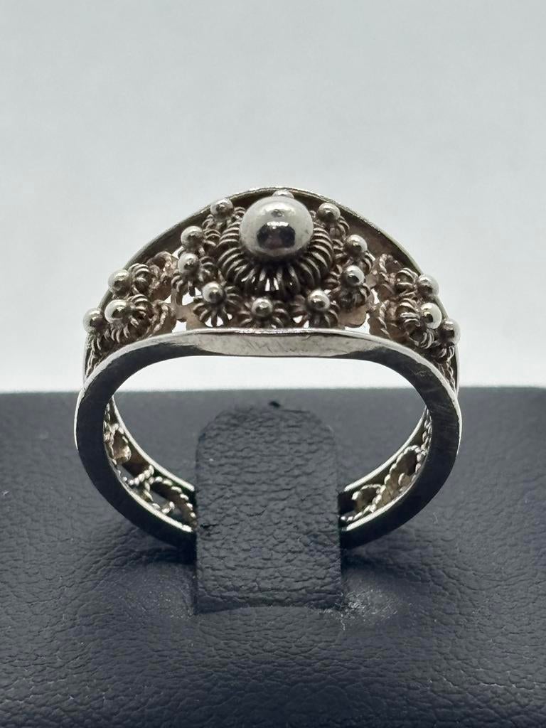 Zilveren Zeeuwse knop ring, maat 18, 18 tot 19, Nieuw, Ophalen of Verzenden, Dame