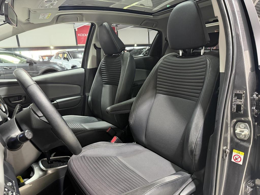 Toyota Yaris 1.5 Hybrid Dynamic Dealer onderhouden | Panoram, Gebruikt, Euro 6, 4 cilinders, 49 €/maand
