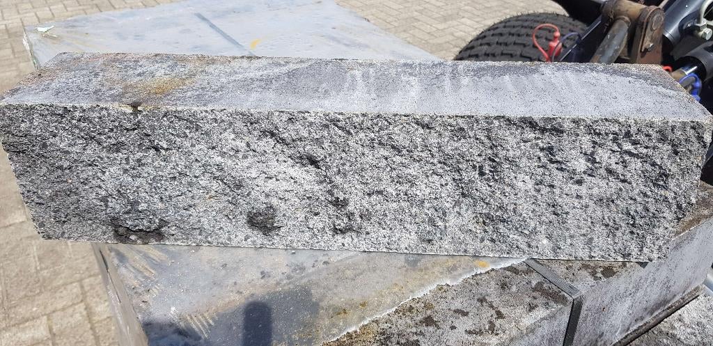 GIGA stapelblokken Basalto gekarteld 60x12x15 te koop, Overige typen, Nieuw, Ophalen of Verzenden, Nvt