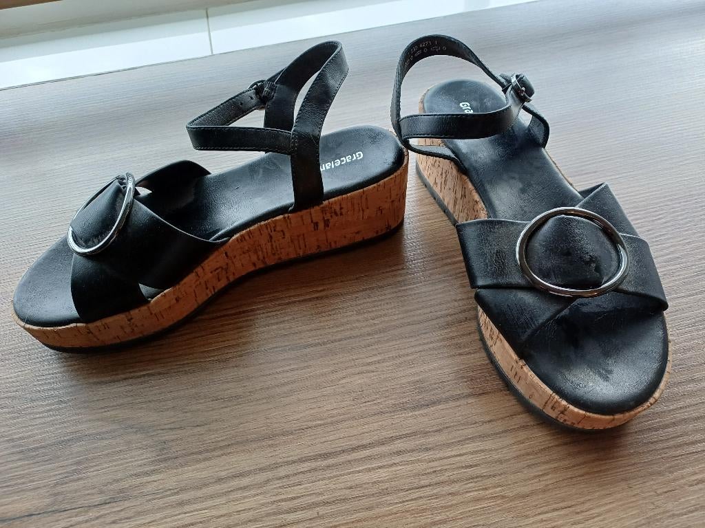 zgan.zwarte sandalen met sleehak Graceland mt 39, Zwart, Zo goed als nieuw, Graceland, Sandalen of Muiltjes