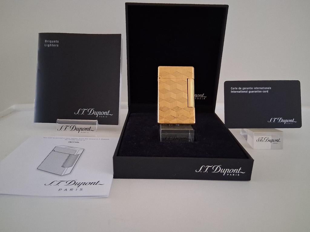 Dupont Aansteker InitiaL  Model 18K Verguld Goud Full Set., Ophalen of Verzenden, Gebruikt, Aansteker