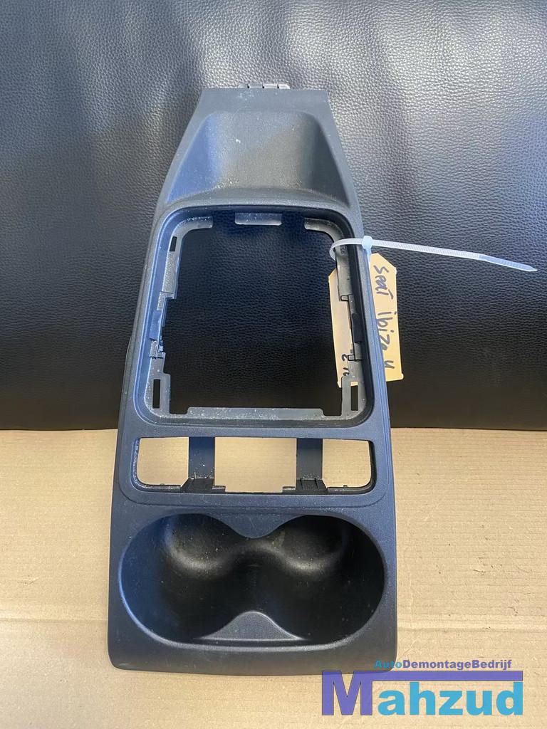 SEAT IBIZA 4 Bekerhouder middenconsole, Auto-onderdelen, Interieur en Bekleding, Gebruikt, Autovia A-2, Km 585 585
08760  Martorell, ES