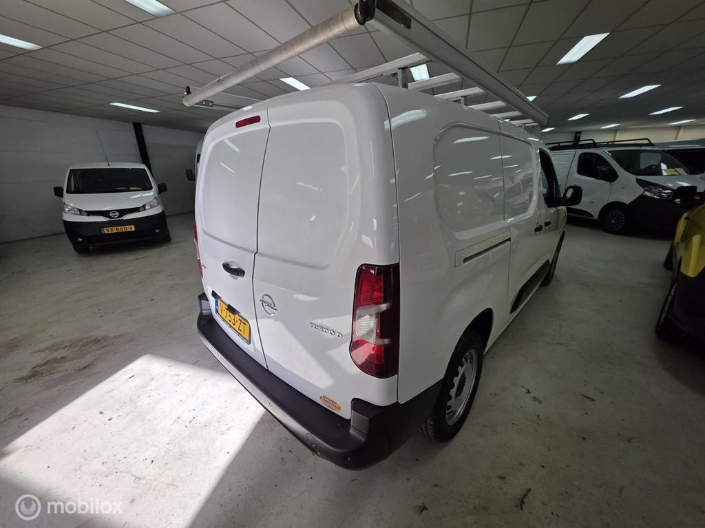 Opel Combo 1.5D L1H1 Airco Cruise Imperiaal, 730 kg, Euro 6, 4 cilinders, Wit